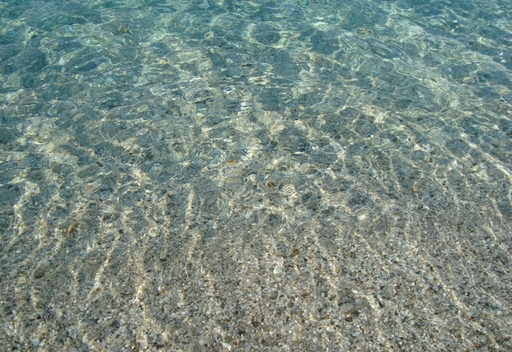Διάφανα νερά